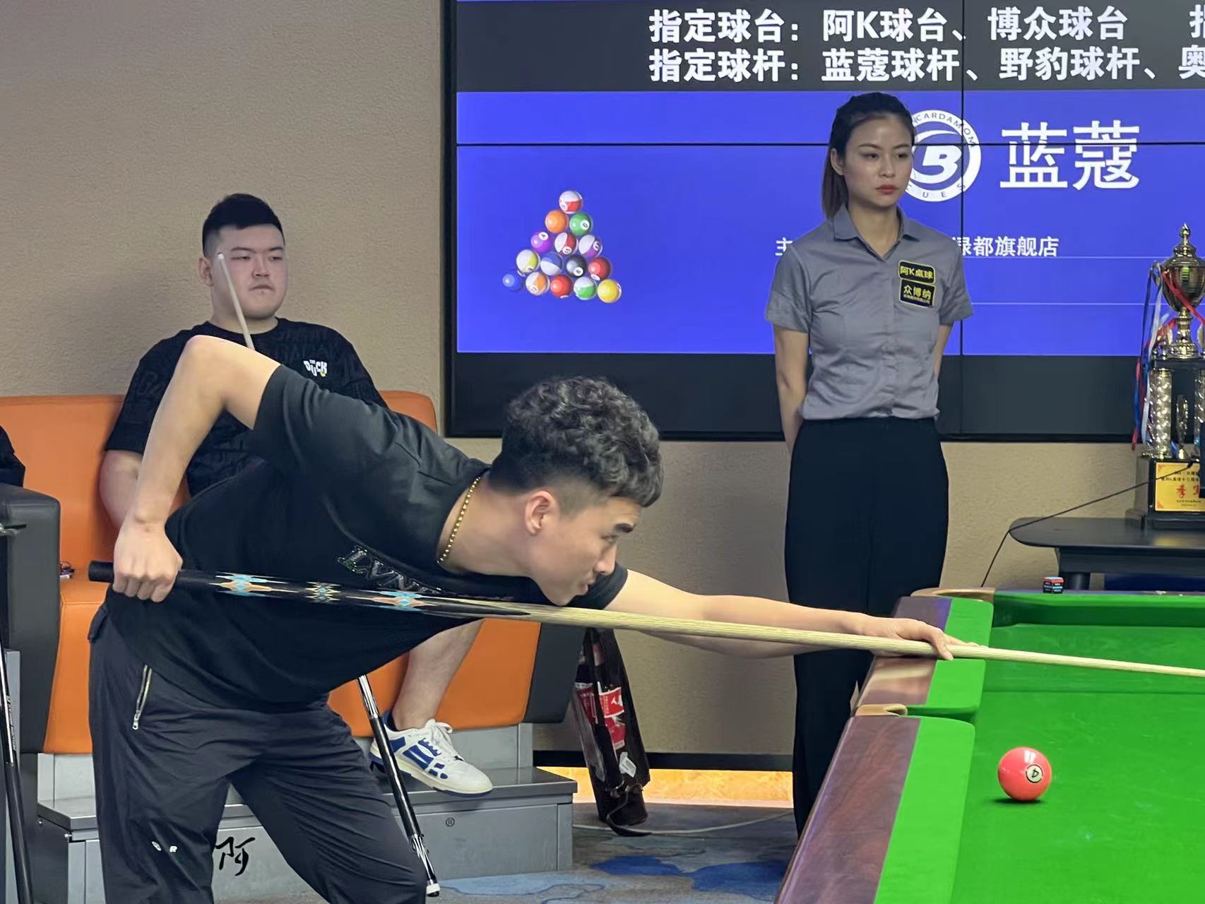 無論是正面 無論是正面