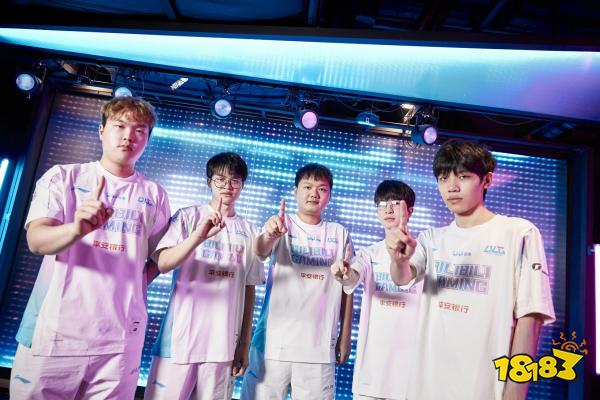 自信不仅是 自信不仅是