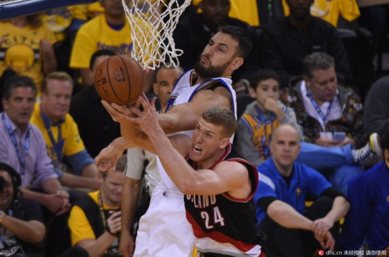 小组赛中展 小组赛中展